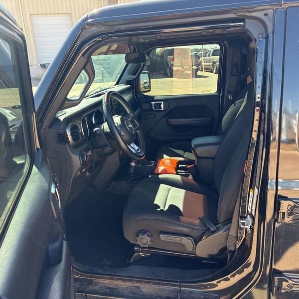 Used 2020 Black Clearcoat Jeep Sport image 9