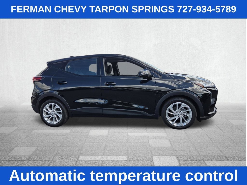 New 2027 Mosaic Black Metallic Chevrolet LT image 11