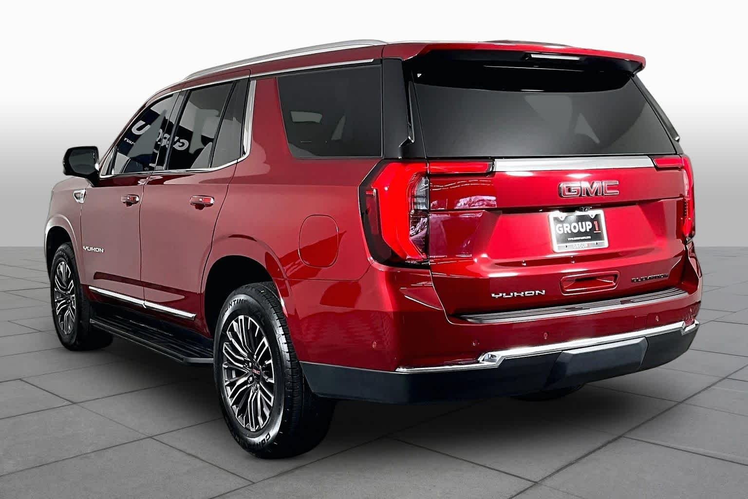 Certified Used 2025 Volcanic Red Tintcoat GMC Elevation image 12