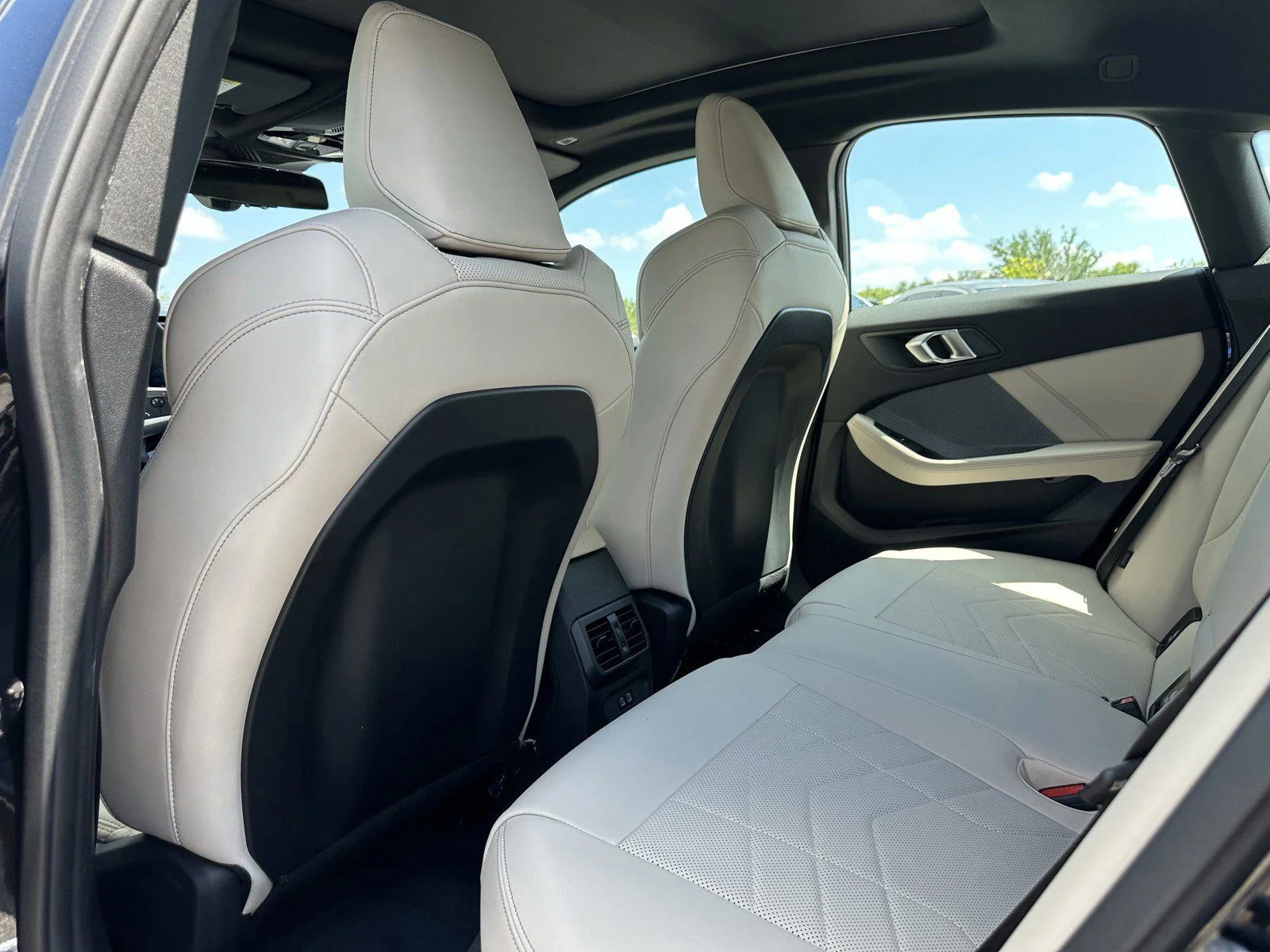 2026 BMW 2 Series M235 - Photo 15