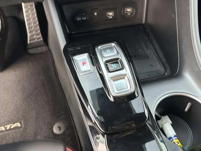 Certified Used 2022  Hyundai SEL Plus image 24