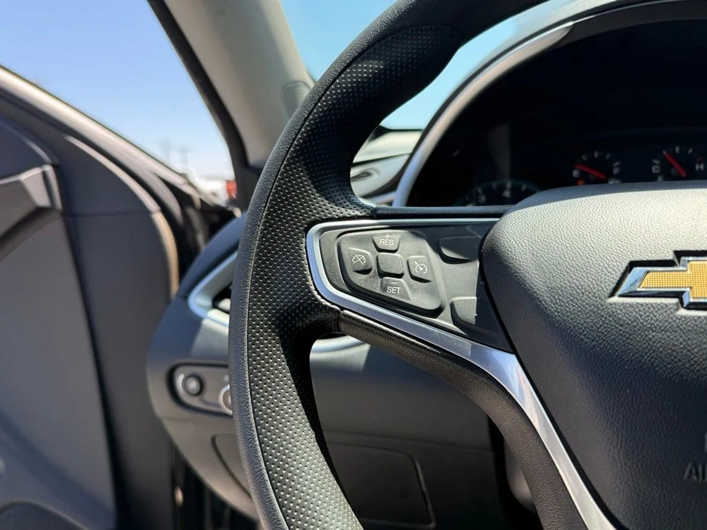 Used 2022 Mineral Gray Metallic Chevrolet LT image 19