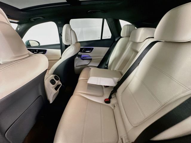 New 2026 Verde Silver Metallic Mercedes-Benz GLC 300 image 25