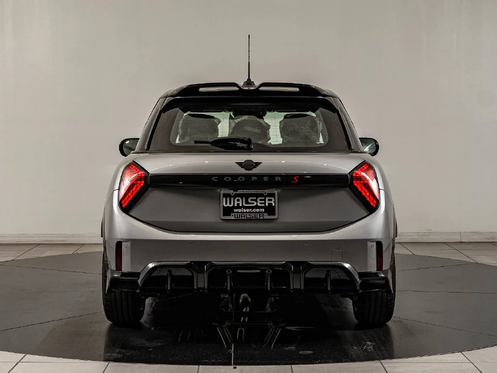 2026 MINI Hardtop 4 Door S - Photo 6