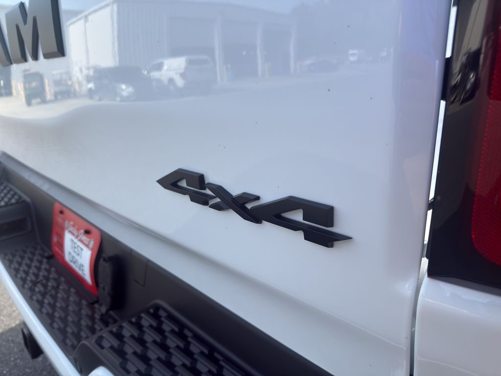 New 2026 Bright White Clear-Coat Exterior Paint RAM Tradesman image 9