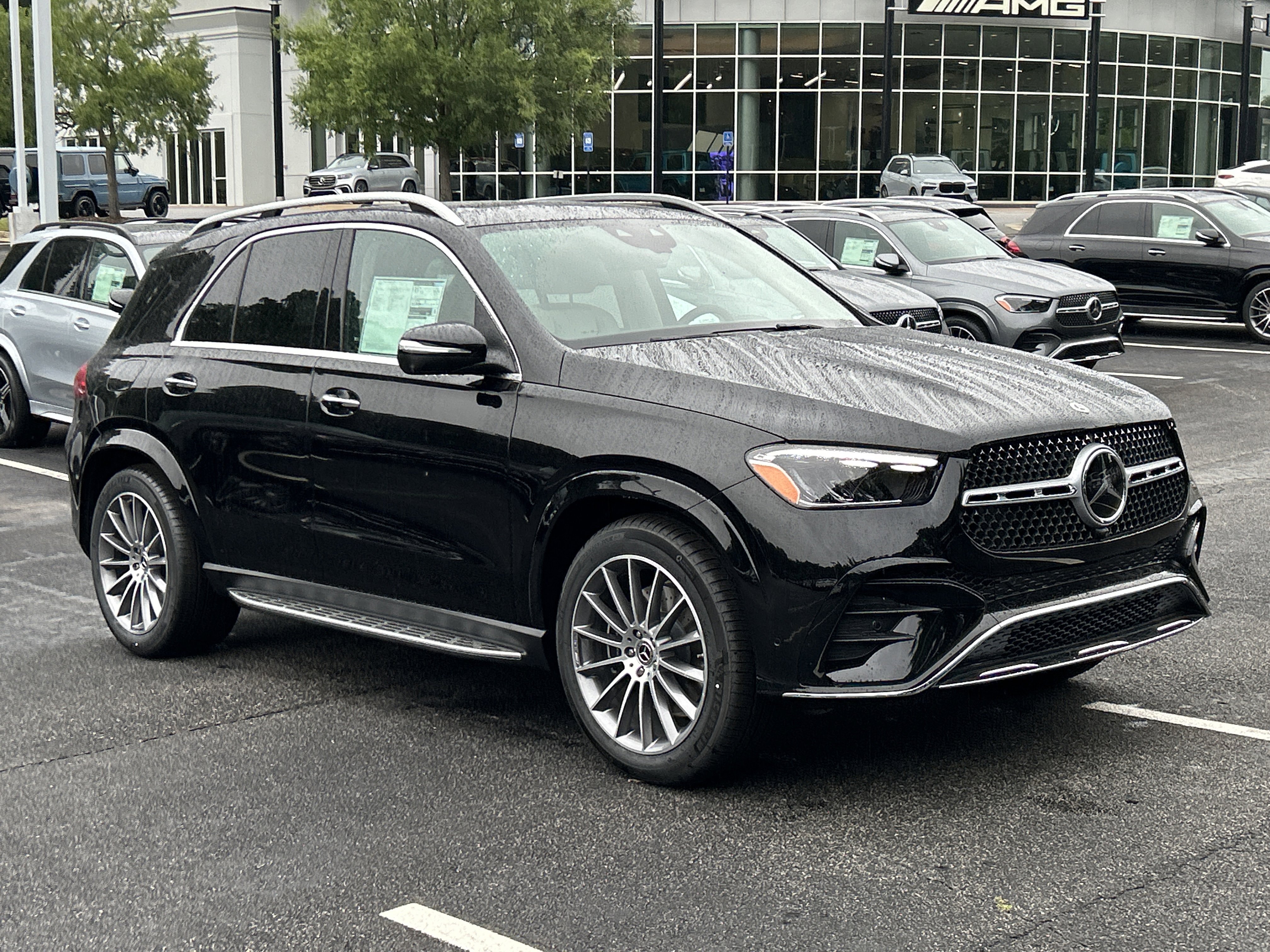 New 2026 Obsidian Black Metallic Mercedes-Benz GLE 450 4MATIC® SUV image 4