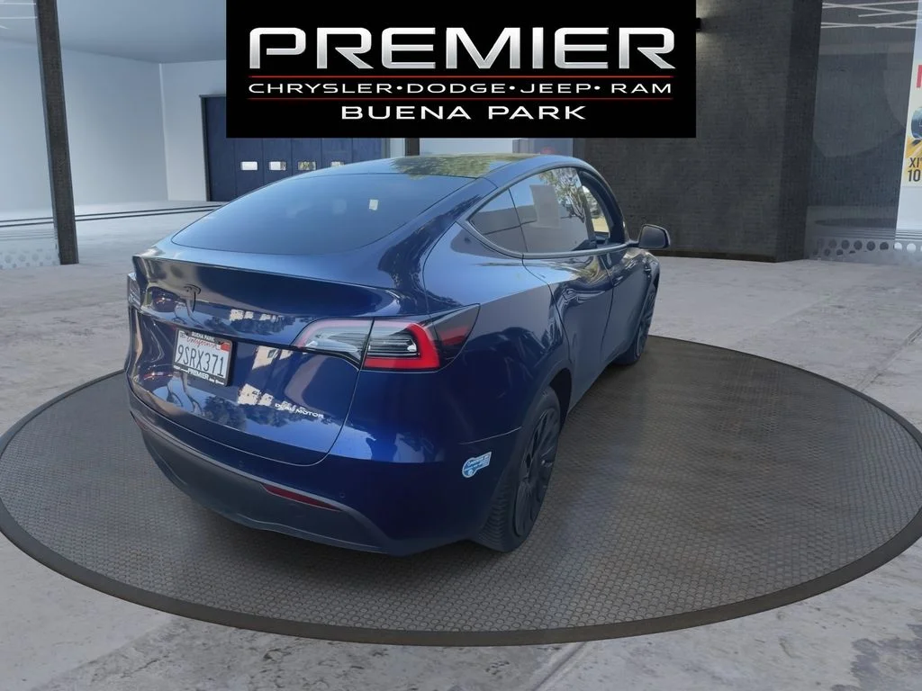 Used 2021 Blue Tesla Long Range image 7