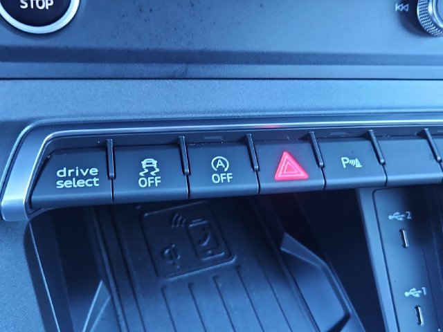 Used 2025 Gray Audi Premium Plus image 11