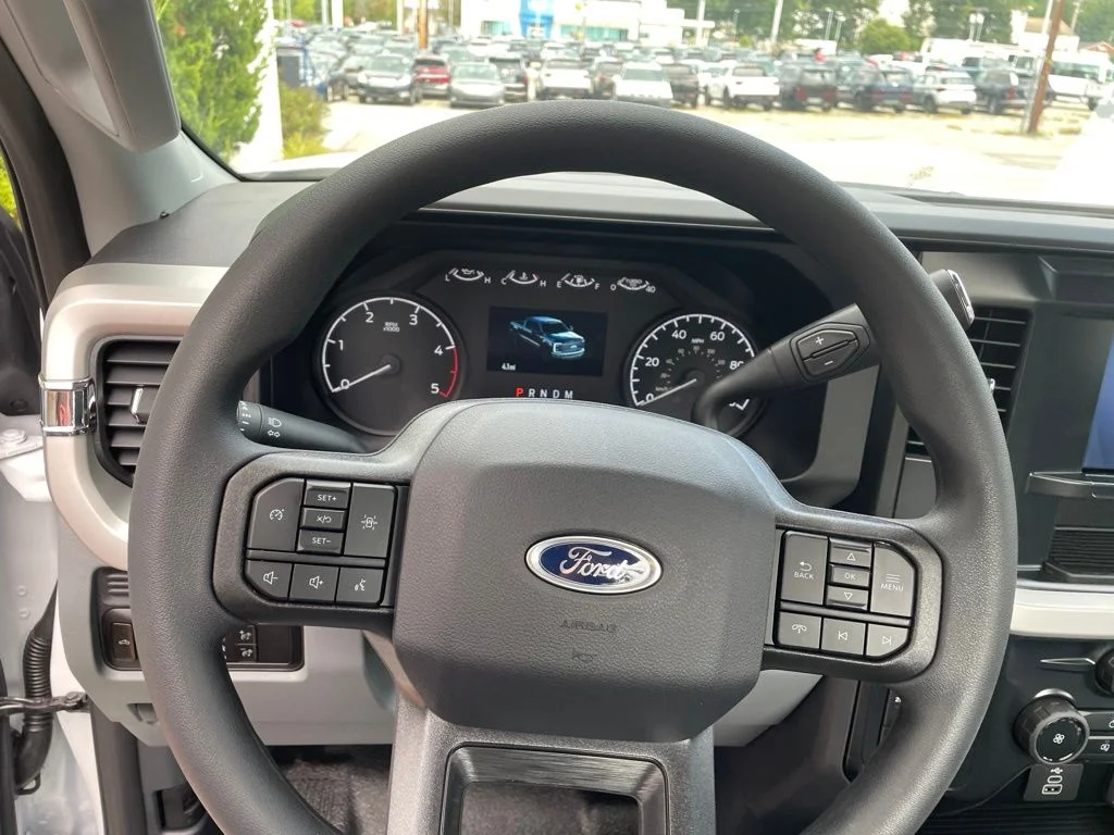 New 2026 OXFORD WHITE Ford XL image 14