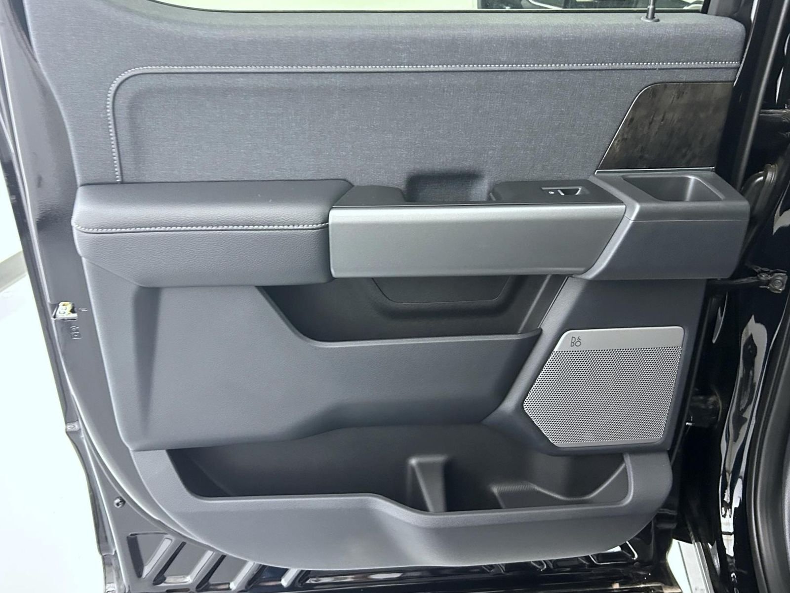 New 2026 Agate Black Metallic Ford Lariat image 20