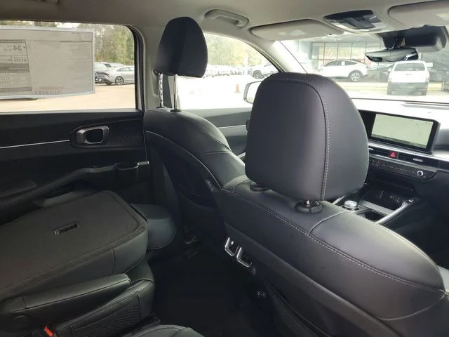 2025 Kia Sorento EX Hybrid - Photo 30