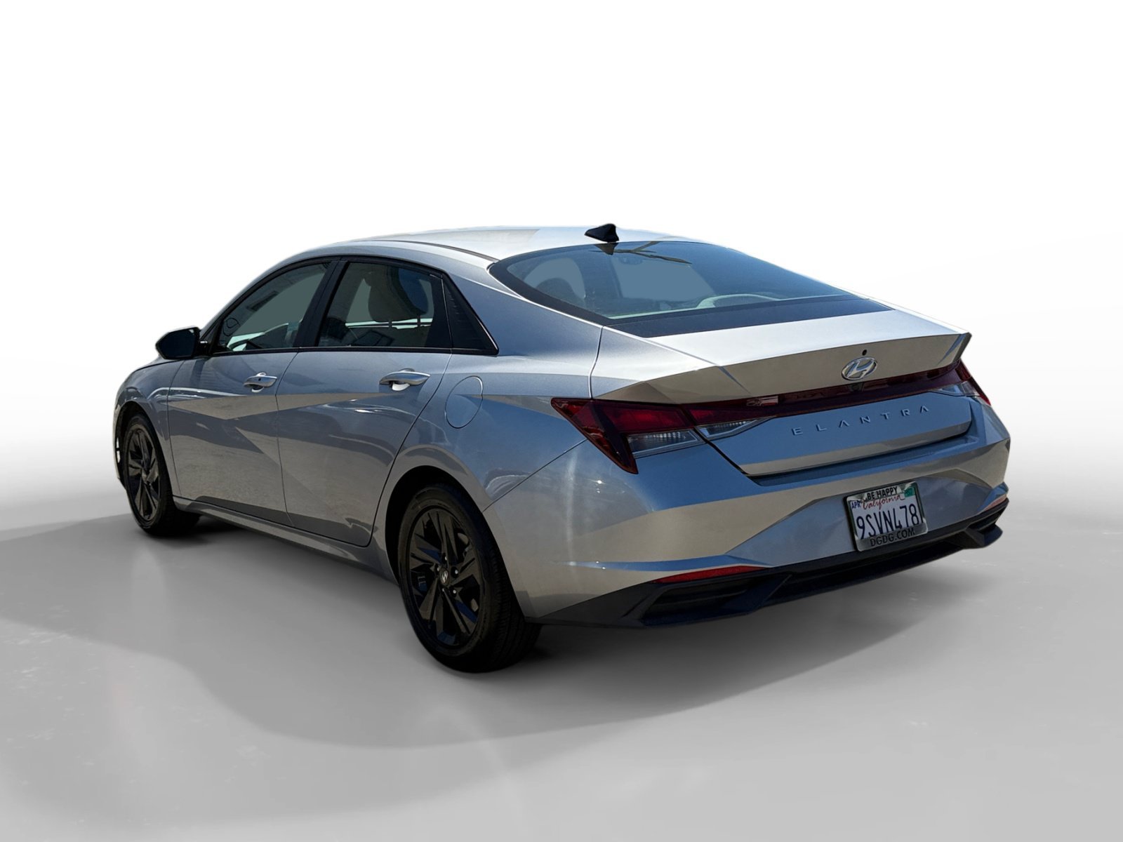 Certified Used 2021 Shimmering Silver Pearl Hyundai SEL image 3