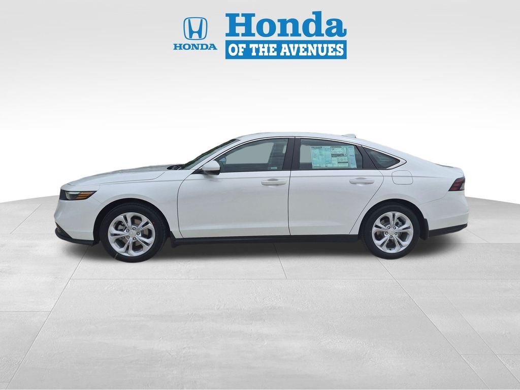 New 2026 Platinum White Pearl Honda LX image 4