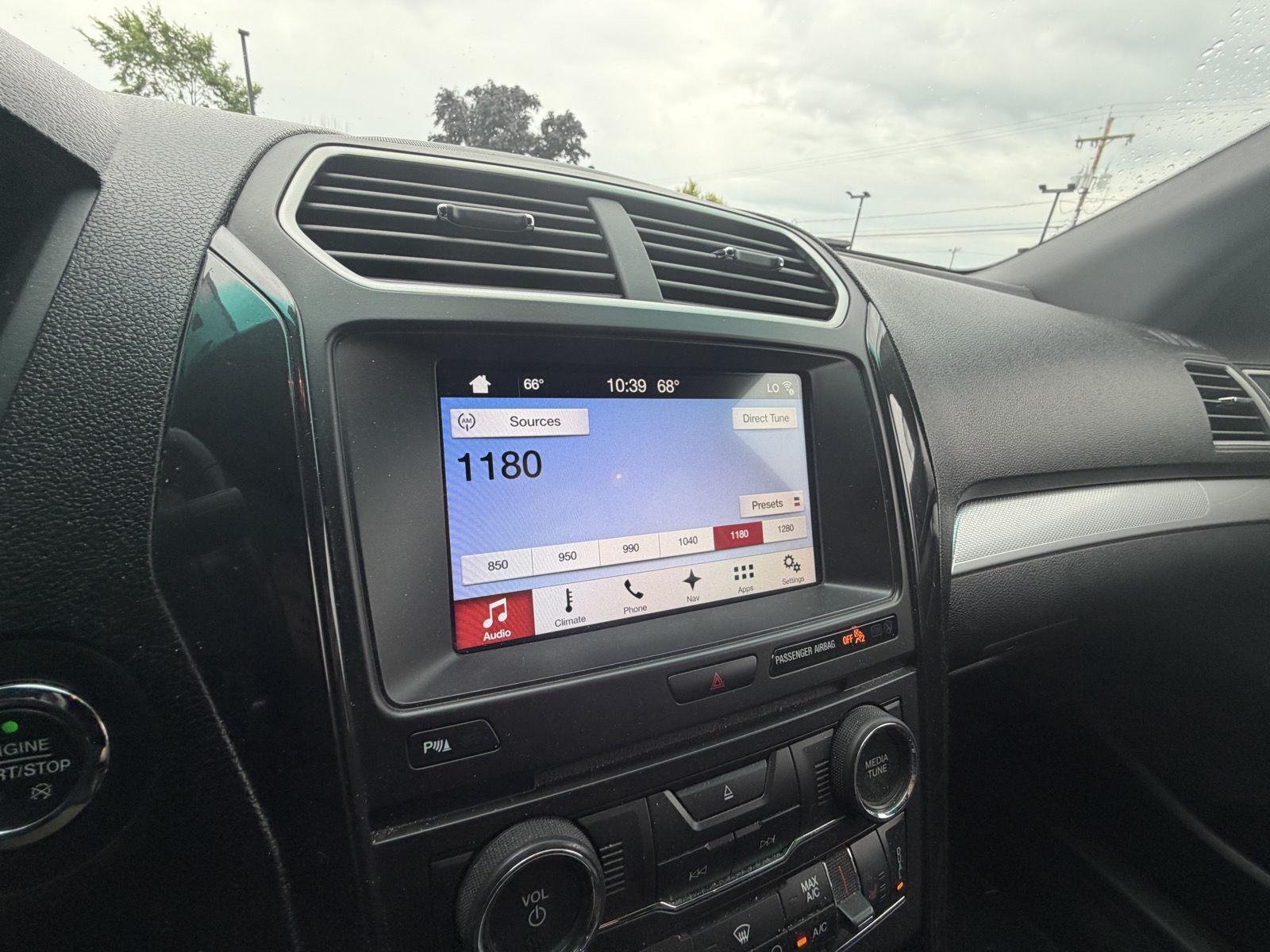 Used 2017 Magnetic Ford XLT image 15