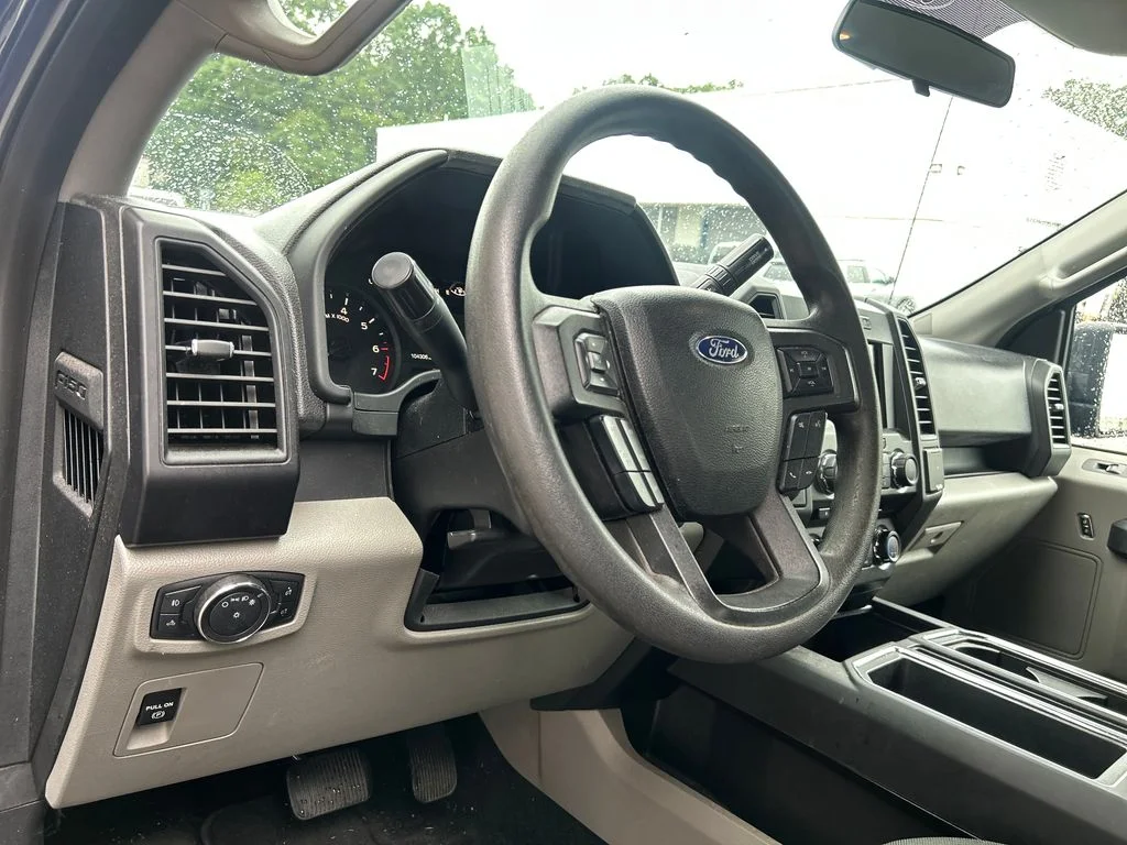Certified Used 2018 Blue Ford XL image 10