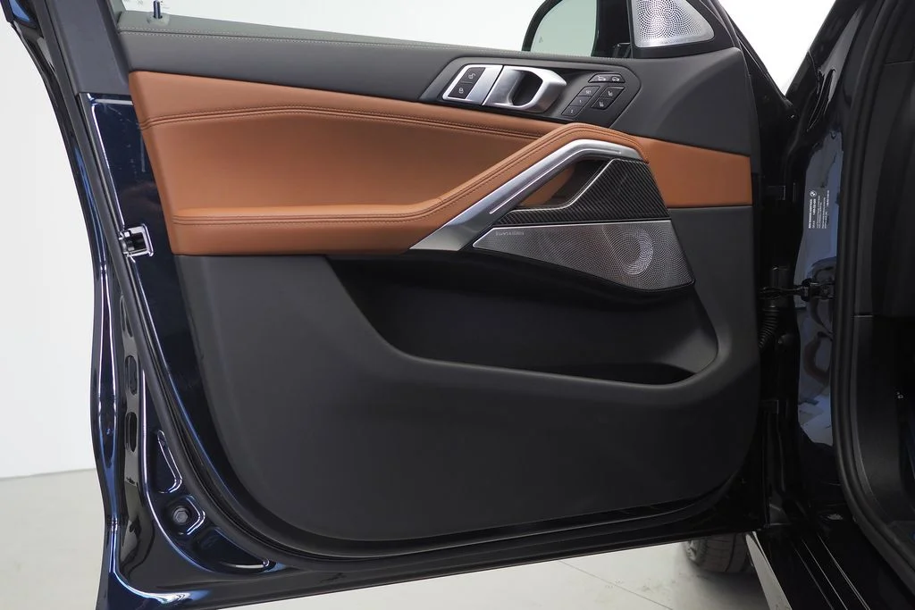 New 2027 Carbon Black Metallic BMW M60i image 6