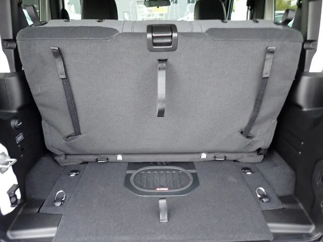 New 2026 Bright White Clearcoat Jeep Sport S image 4