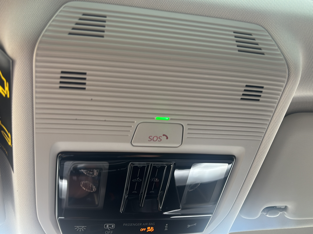 New 2026 White/off-white Volkswagen 2.0T SE image 29