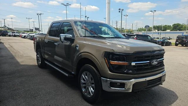 New 2026 Marsh Gray Ford XLT 4WD image 27