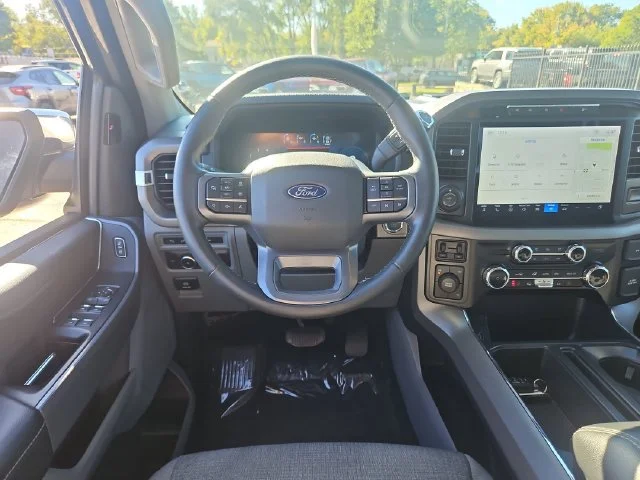 Used 2024 Black Ford XLT image 14