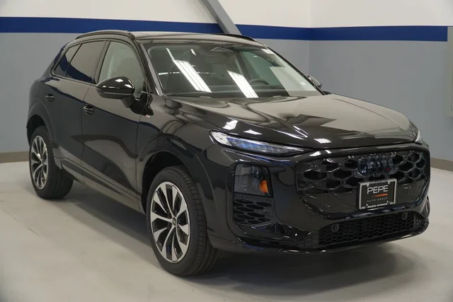 2026 Audi Q3 S line