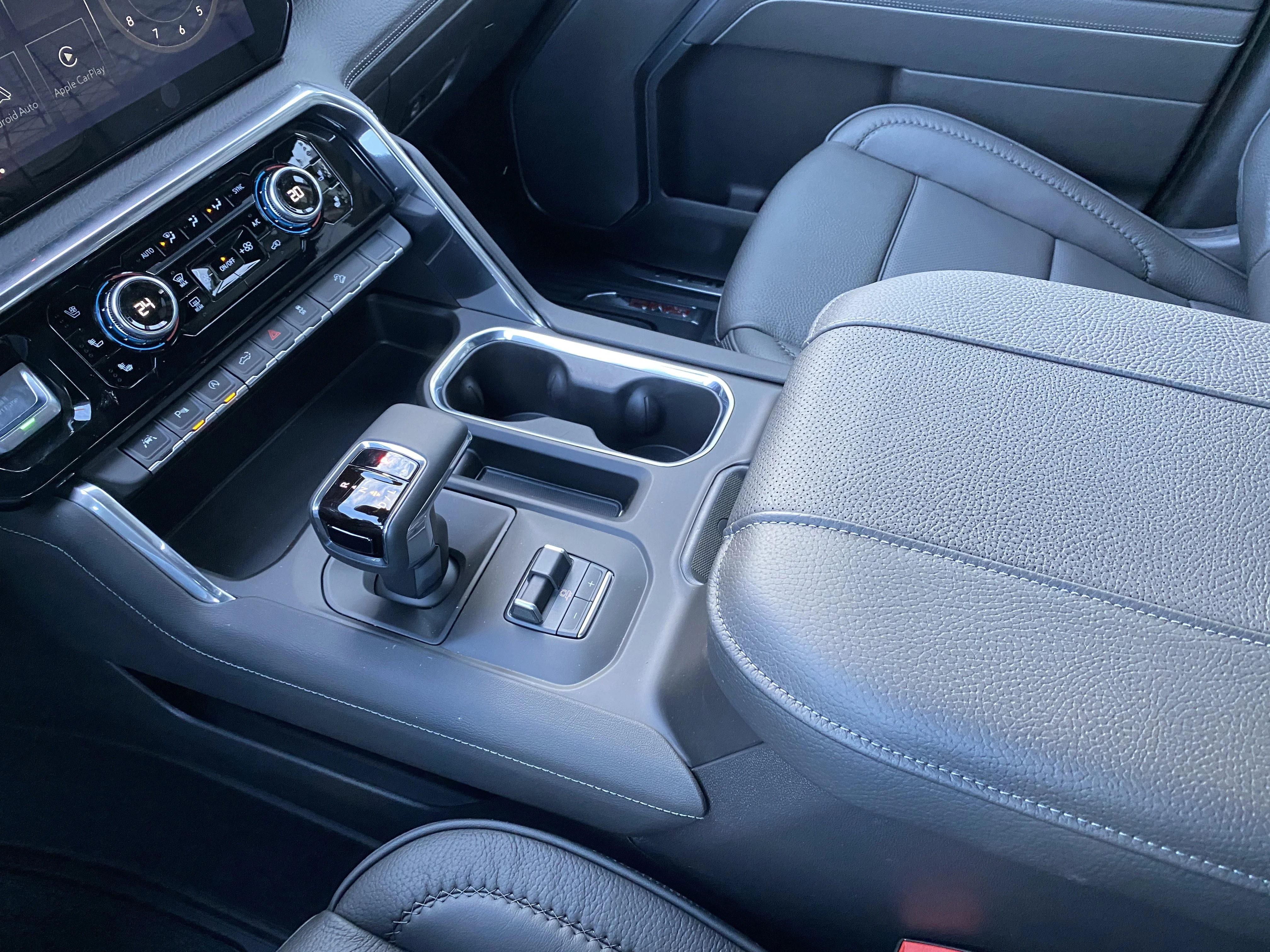 New 2026 ONYX BLACK GMC Denali image 24