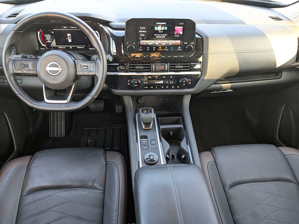 Used 2025 Gun Metallic Nissan Platinum image 16