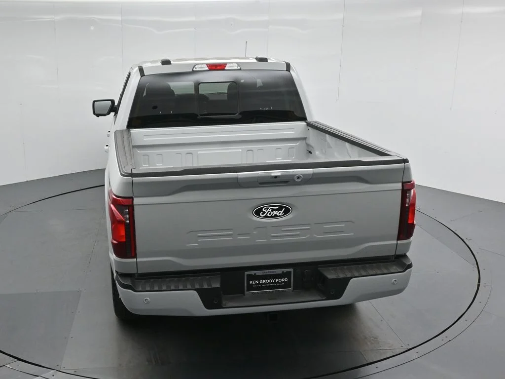 New 2026 Avalanche Ford XLT image 40
