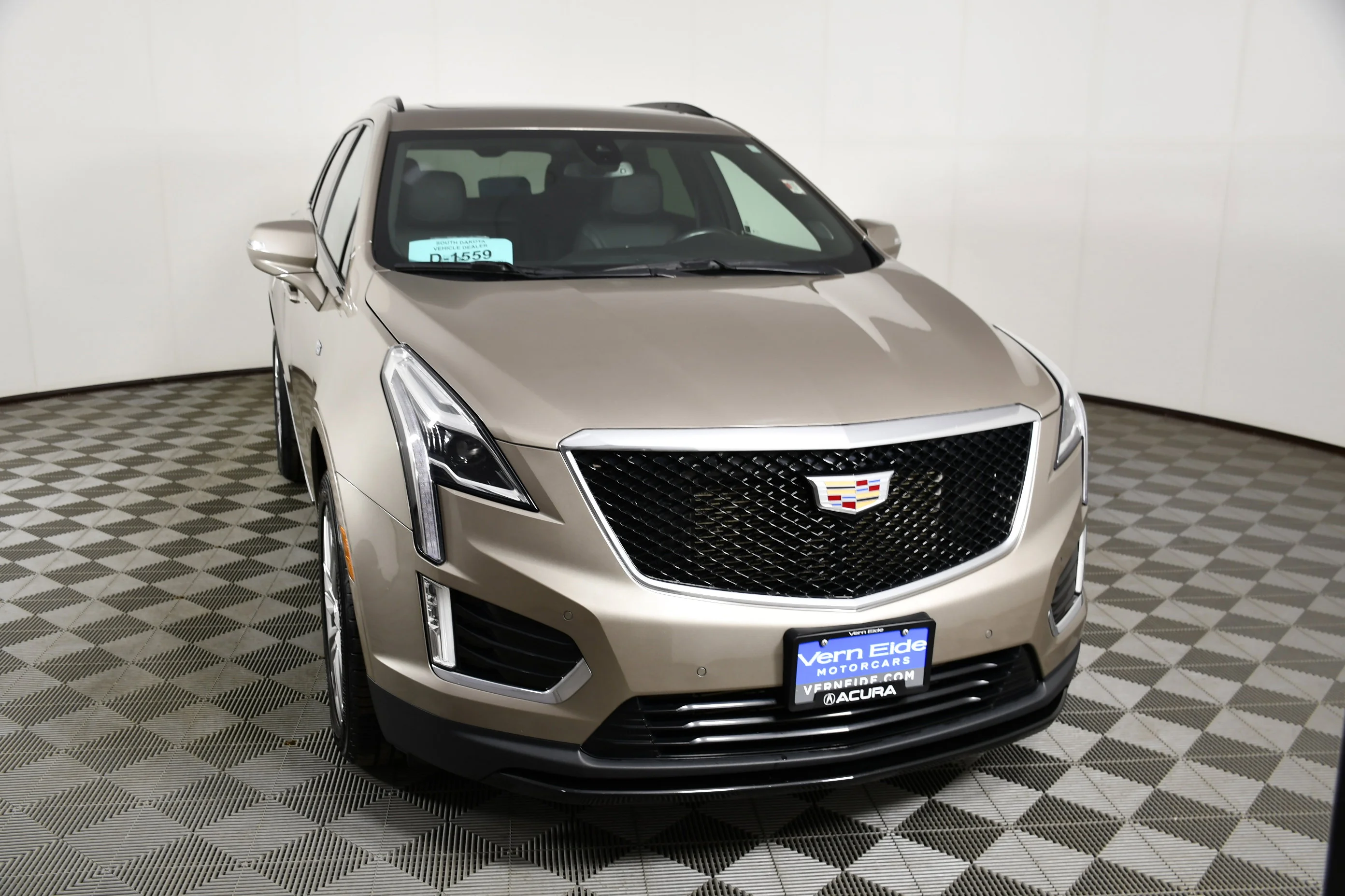 Used 2023 Latte Ea Cadillac AWD Sport image 3