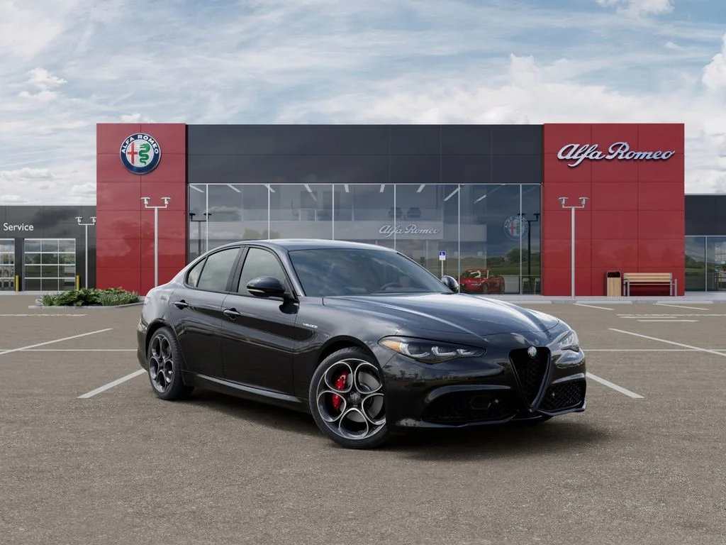 2026 Alfa Romeo Giulia Base - Photo 5