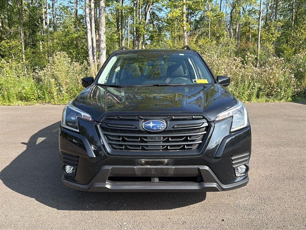 Certified Used 2024 Crystal Black Silica Subaru Premium image 13