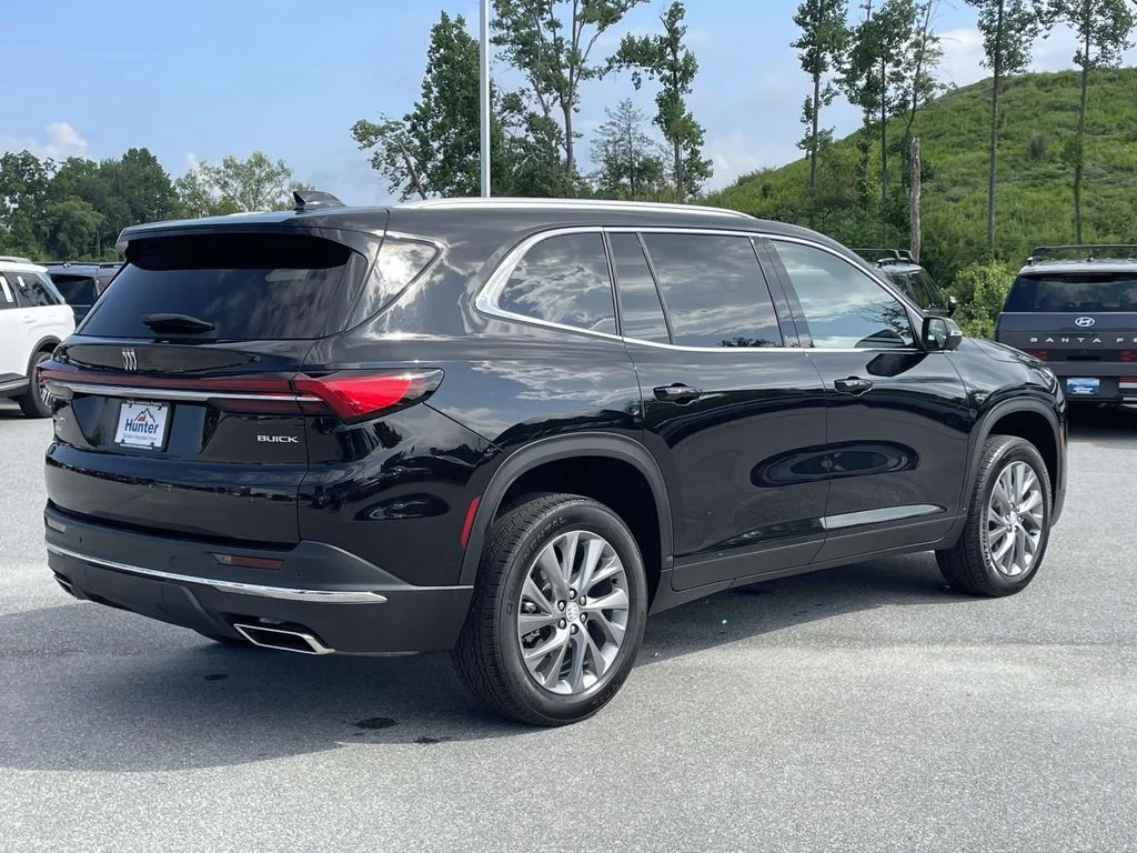 2025 Buick Enclave Preferred - Photo 28