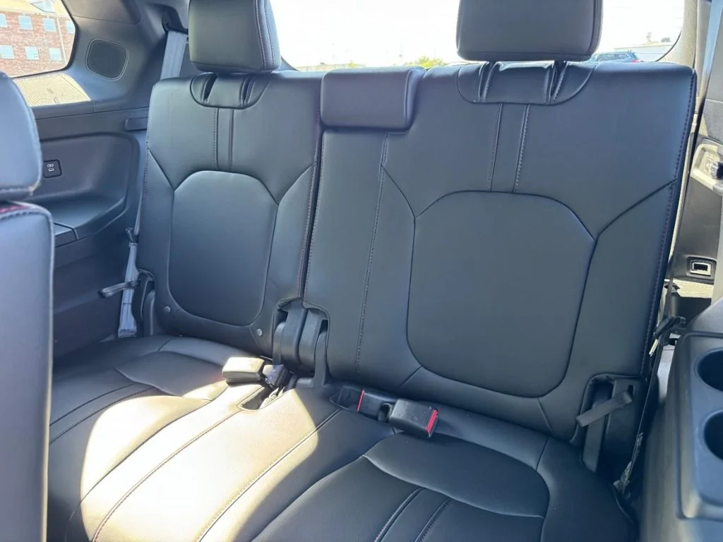 Certified Used 2025 White Honda Black Edition image 13