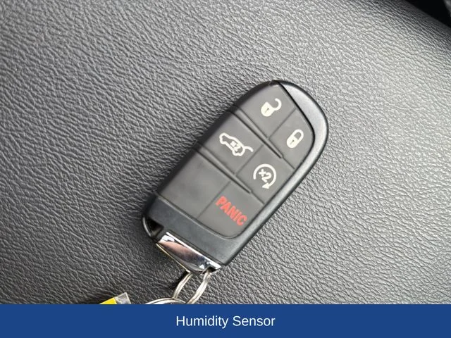 Used 2025 Black Jeep Latitude image 25