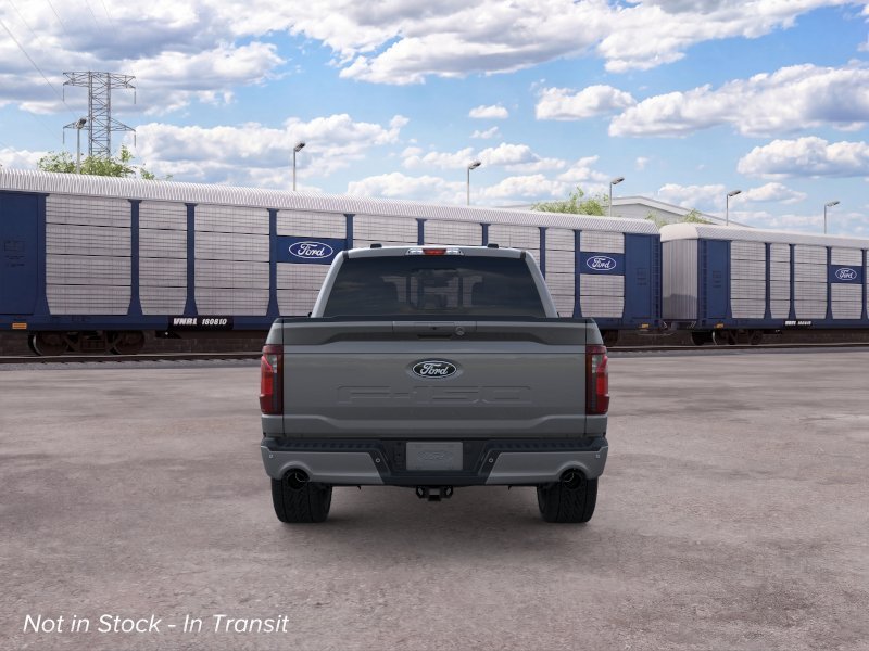 New 2026 Carbonized Gray Metallic Ford XLT image 5