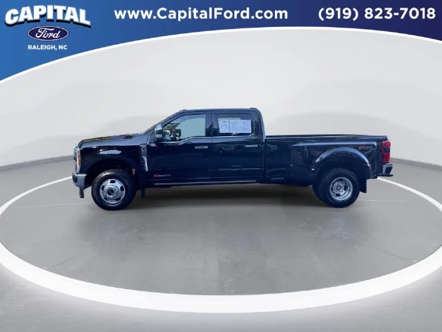 Used 2025 Black Ford King Ranch image 5