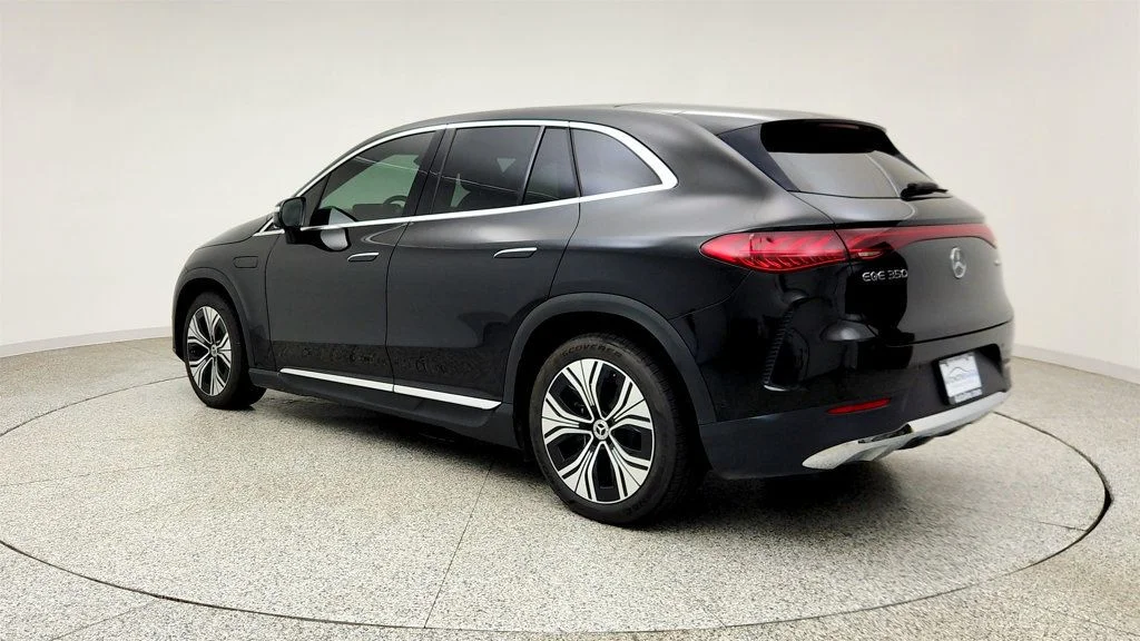 Used 2024 Obsidian Black Metallic Mercedes-Benz EQE 350 SUV 4MATIC® w/ Nappa Leather & Ventilated Seats image 7