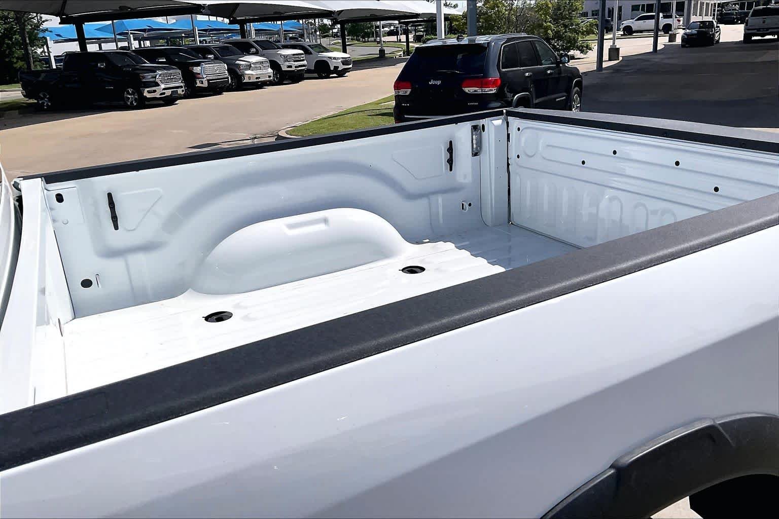 New 2026 Bright White Clear-Coat Exterior Paint RAM Warlock image 16