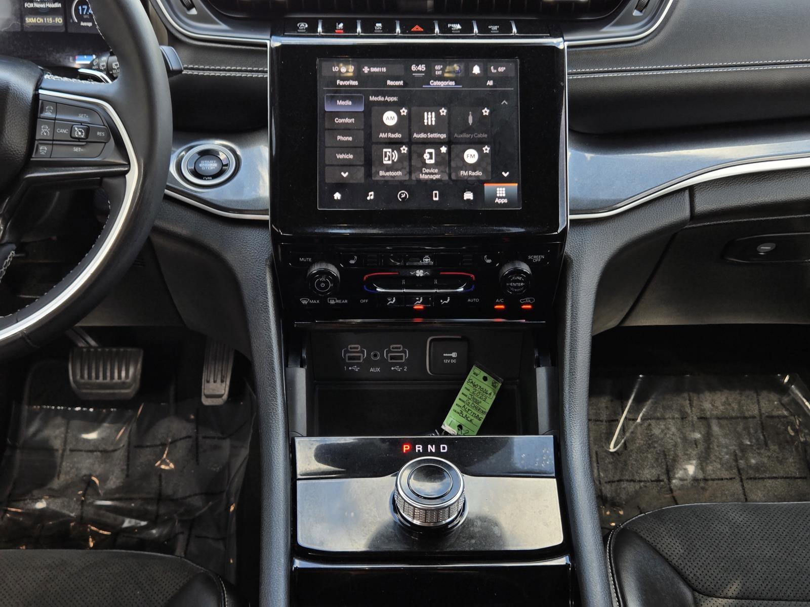 Used 2023 Diamond Black Crystal Pearlcoat Jeep Altitude image 35