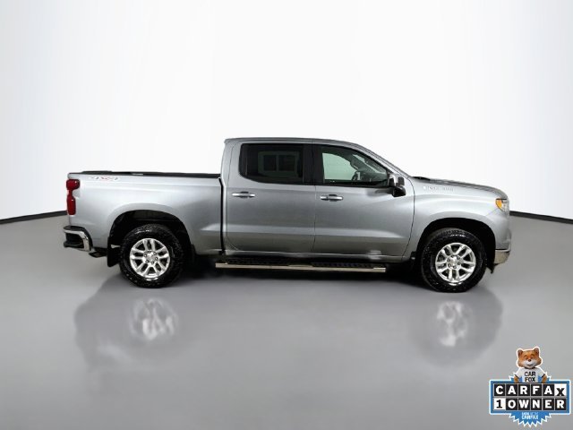 Used 2024 Sterling Gray Metallic Chevrolet LT (2FL) image 14