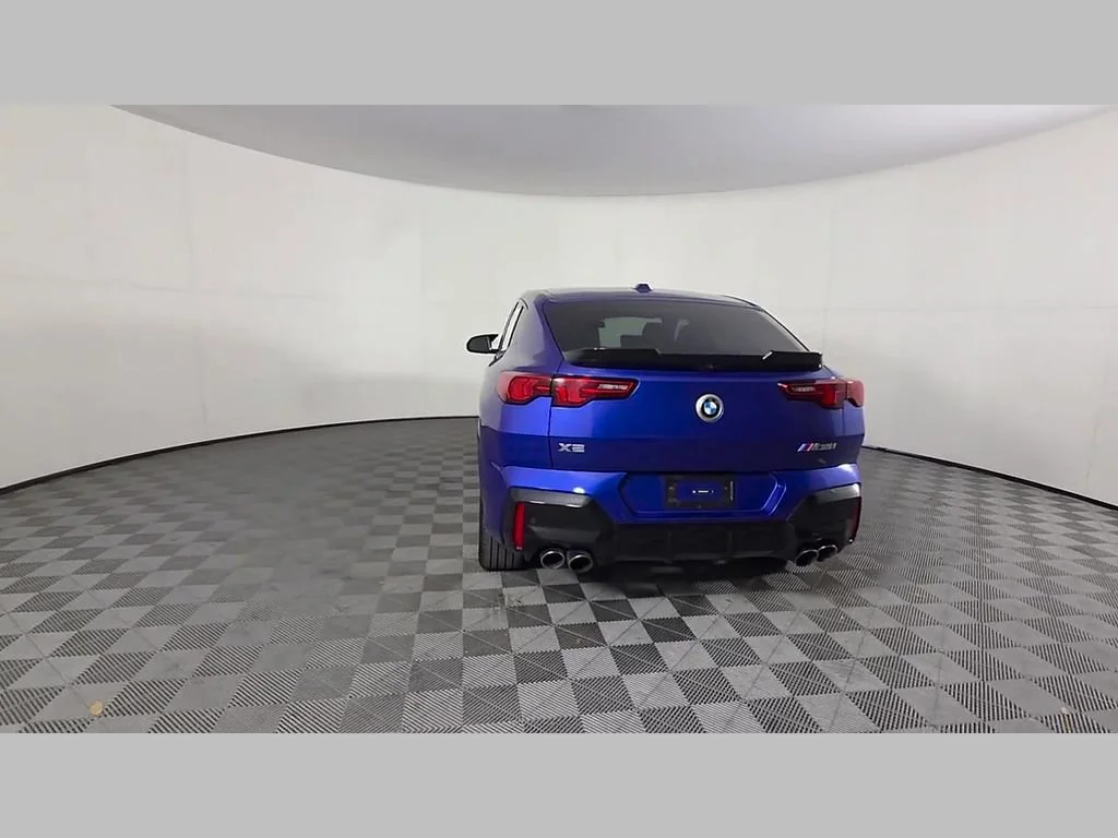 Used 2025 Blue Metallic BMW M35i image 44