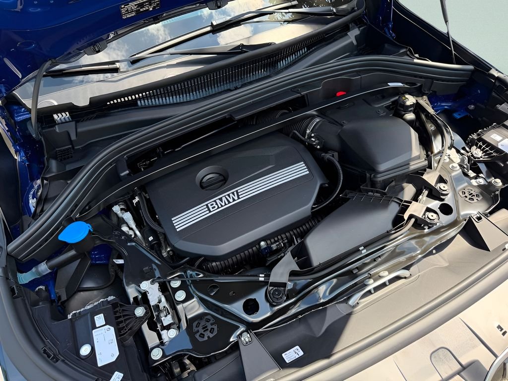 New 2026 Portimao Blue Metallic BMW xDrive28i image 24