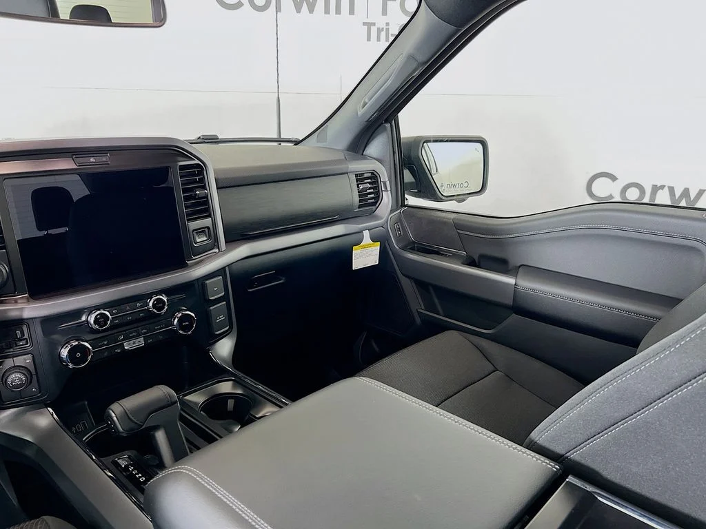 New 2026 Carbonized Gray Metallic Ford XLT image 26