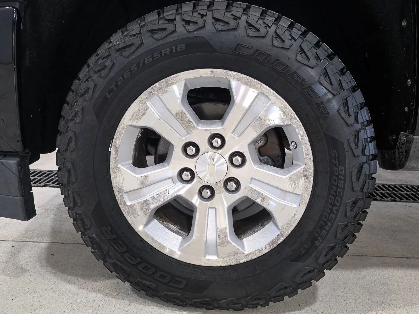 2017 Chevrolet Silverado 1500 LT - Photo 18