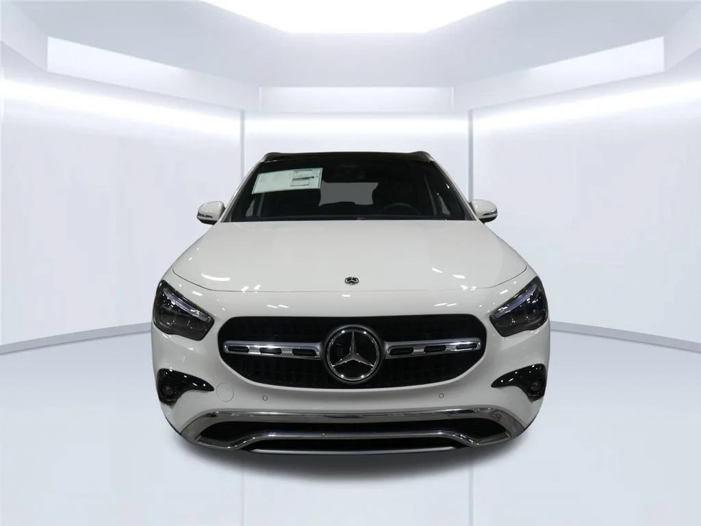 New 2026 Polar White Mercedes-Benz GLA 250 image 8