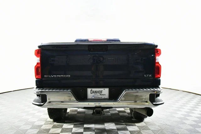 Used 2020 Blue Chevrolet LTZ image 12
