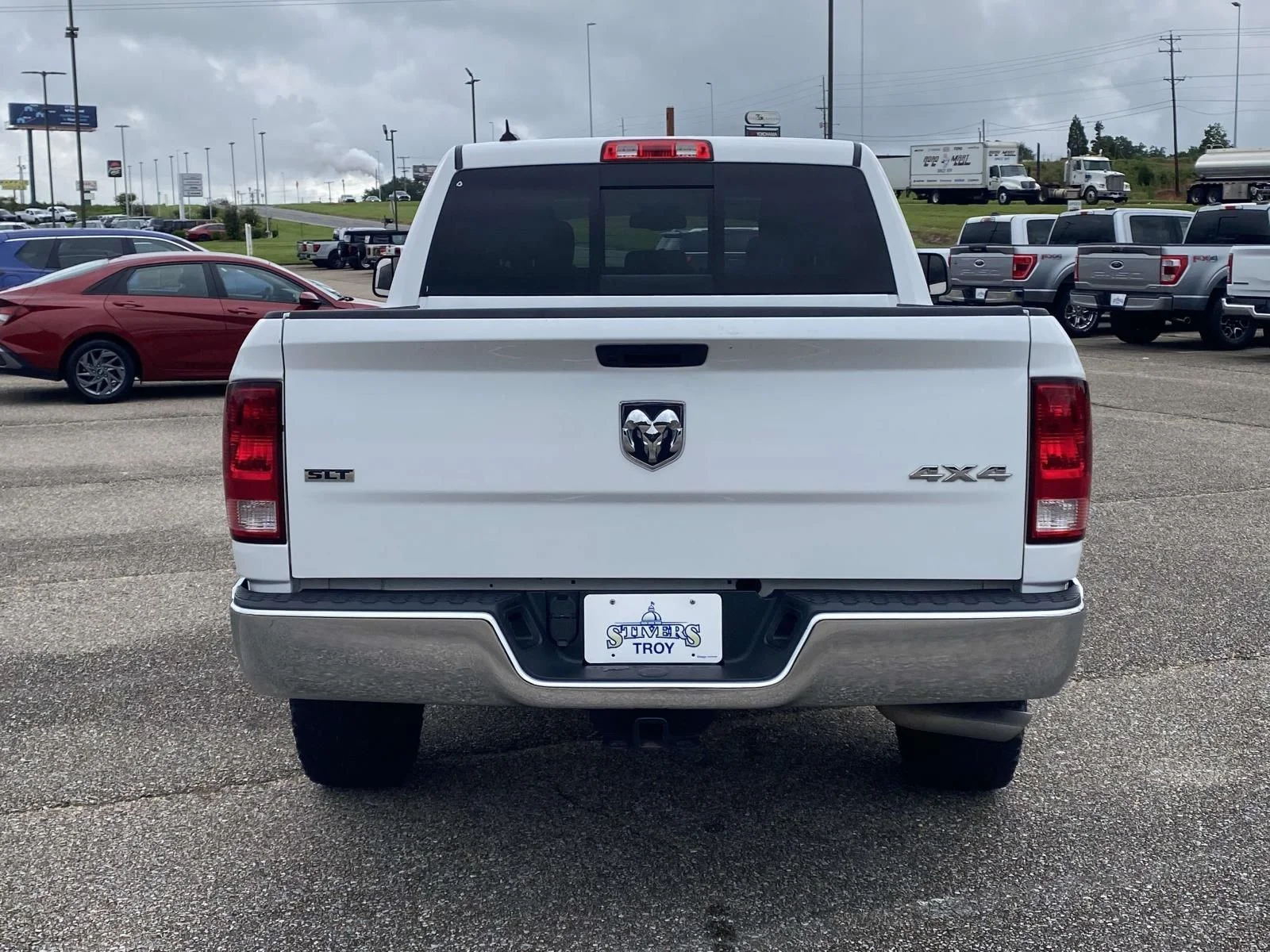 Used 2023 White Ram SLT image 6