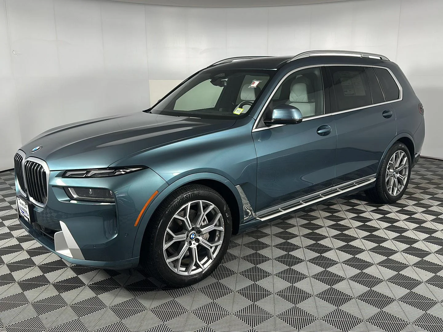 Used 2024 Blue Ridge Mountain Metallic BMW xDrive40i image 5