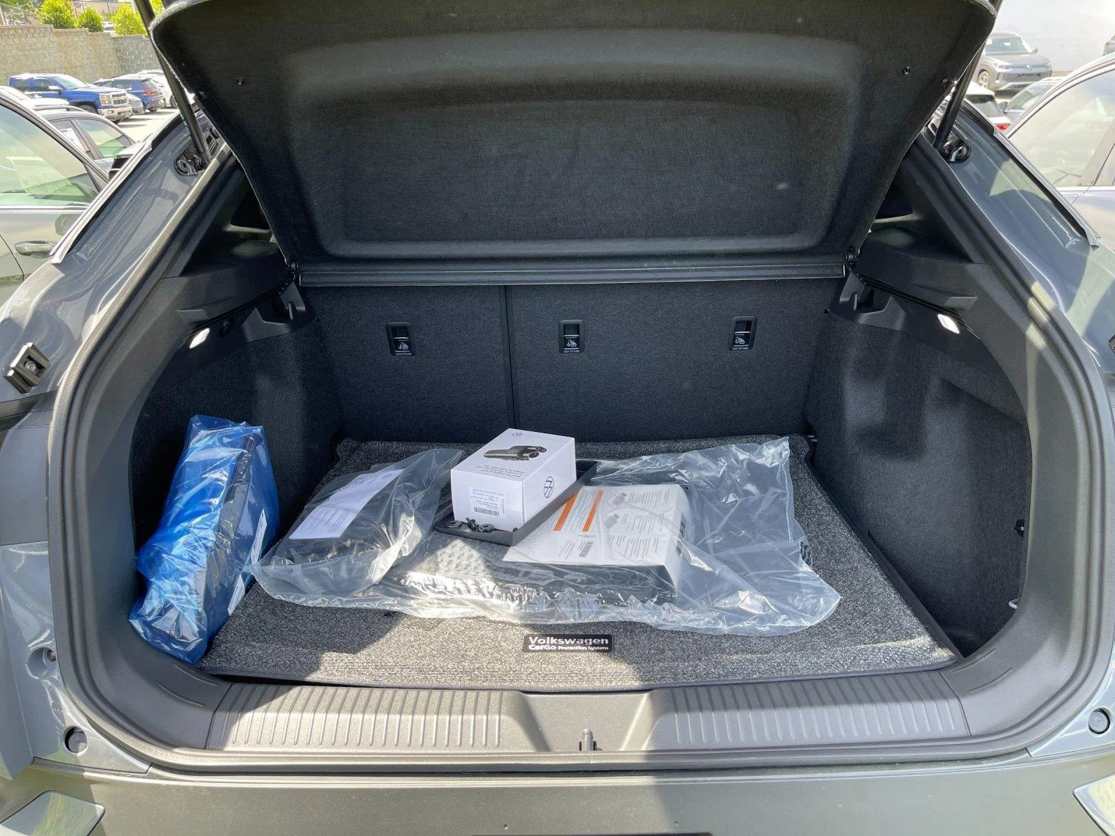 New 2026 Pure Gray Volkswagen Pro image 36