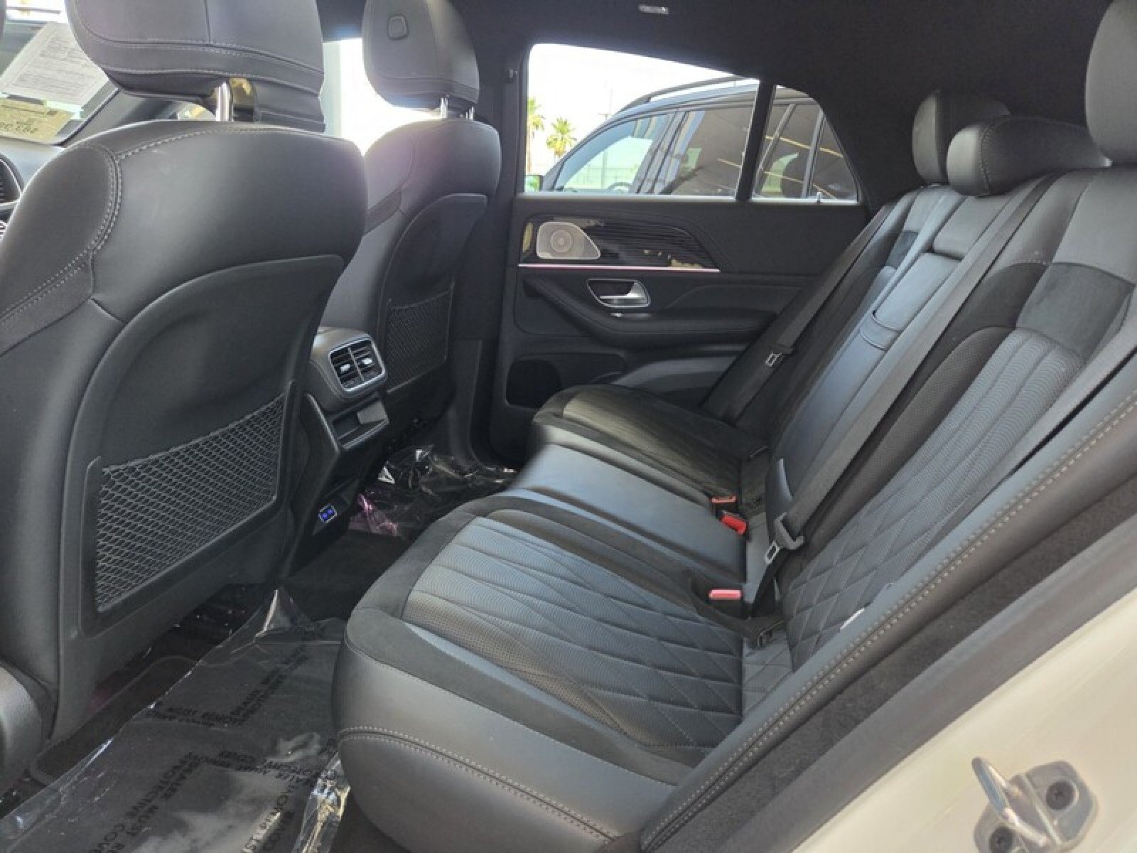 Certified Used 2024 MANUFAKTUR Diamond White Metallic Mercedes-Benz AMG® GLE 53 image 14